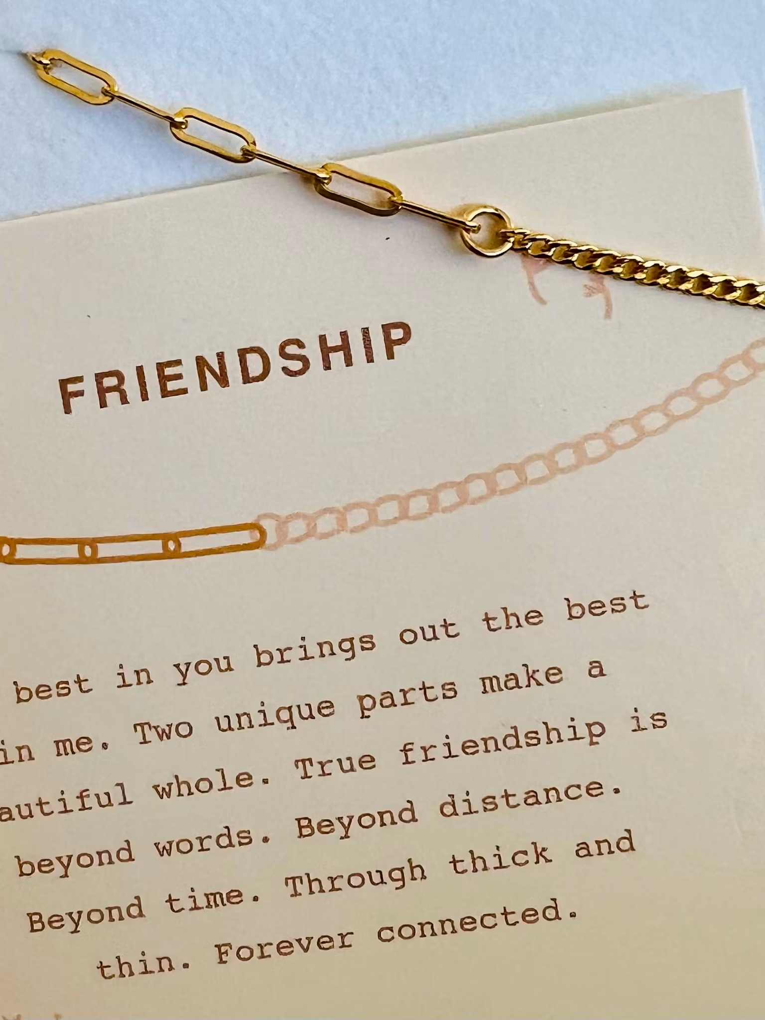 Everly Made - FRIENDSHIP Curterra armbånd i Gull