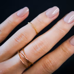 Hannah Naomi Twist Gold ring - size 9.5