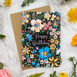 Happy BirthdayGratulasjonskort blomster