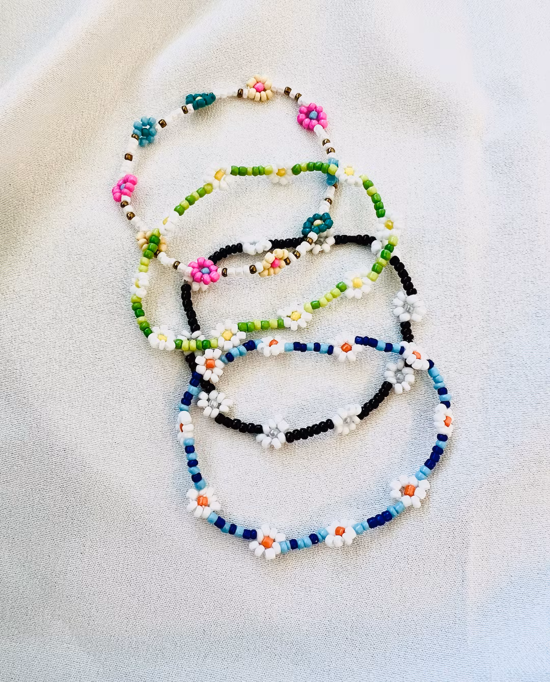 Mini Beads Armbånd - Blomster Sort