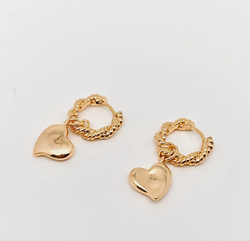 Twistet  Heart Huggies