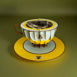 A Cup of Tea Pop Up Card - Bee