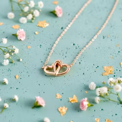 Lisa Angel - Interlocking Hearts Necklace