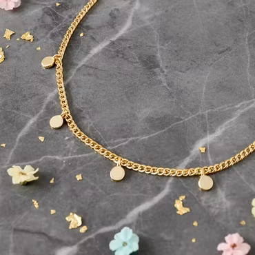 Wanderlust + Co - Belle Gold Curb Chain Bracelet