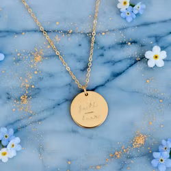 Gigis Petals - "Faith over Fear" Gullkjede