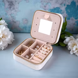 Smykkeskrin i Velur - Pearl White