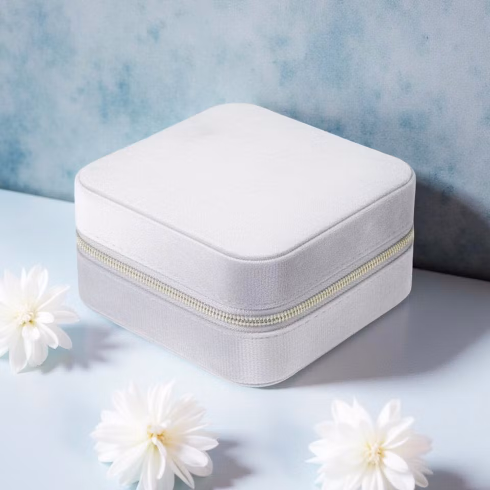 Smykkeskrin i Velur - Pearl White