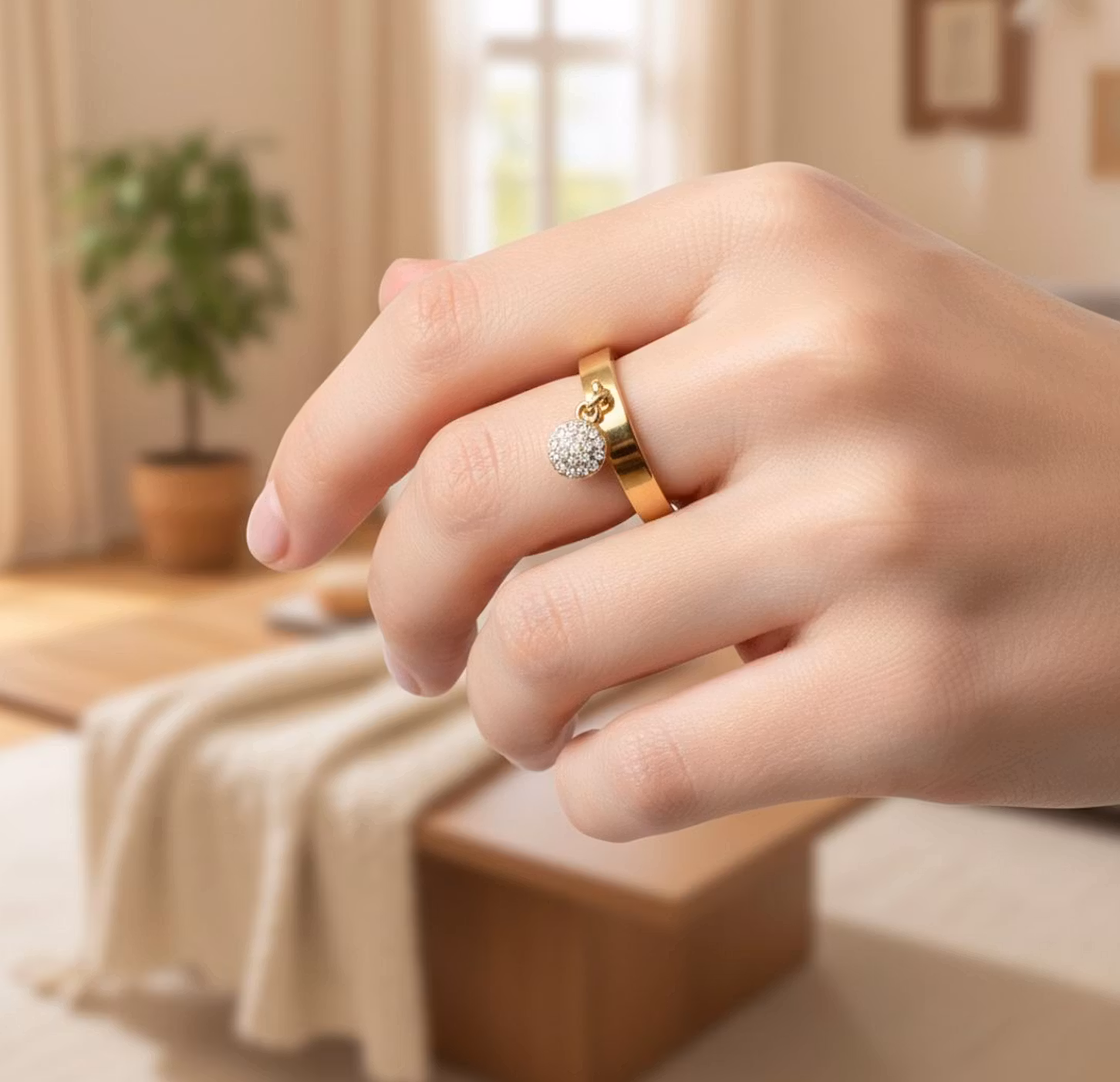 Justerbar Gullring med Hengende Charm