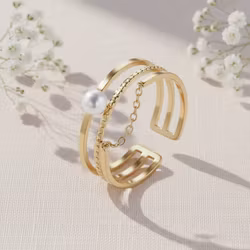 Justerbar Gullring med Perle & Kjededetalj