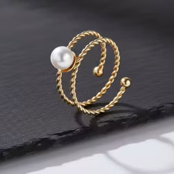 Justerbar Gullring med Tvunnet Design & Perle