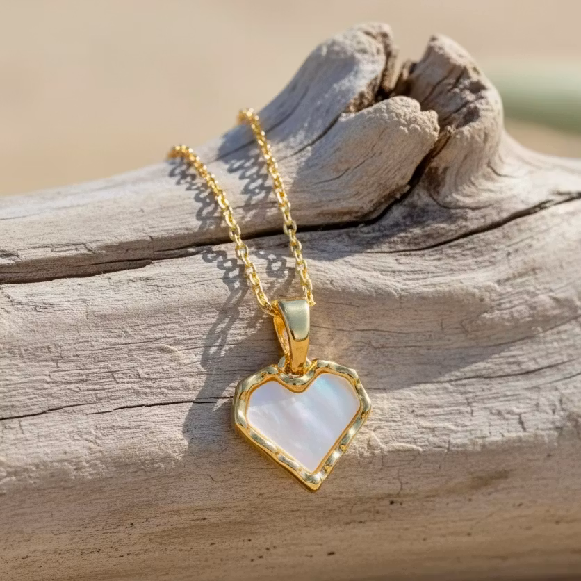 Gullkjede - Hjerteanheng med Shell Pearl