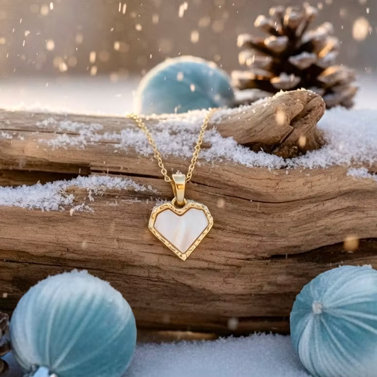 Gullkjede - Hjerteanheng med Shell Pearl