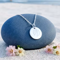 "Pieces of me Silver Necklace" - AMBITIOUS