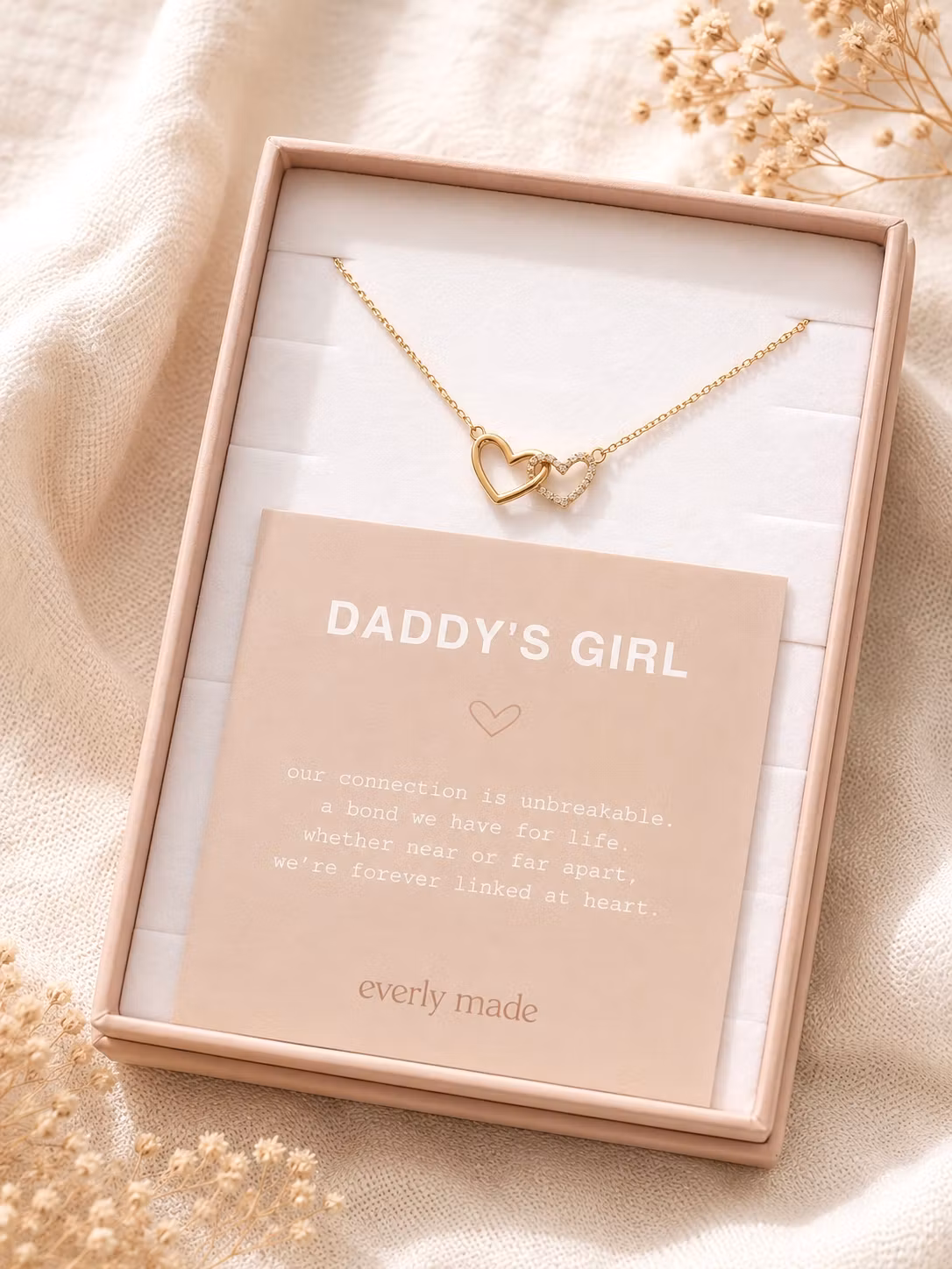 Everly Made - Linked Heart - Pappas Jente - Gullkjede