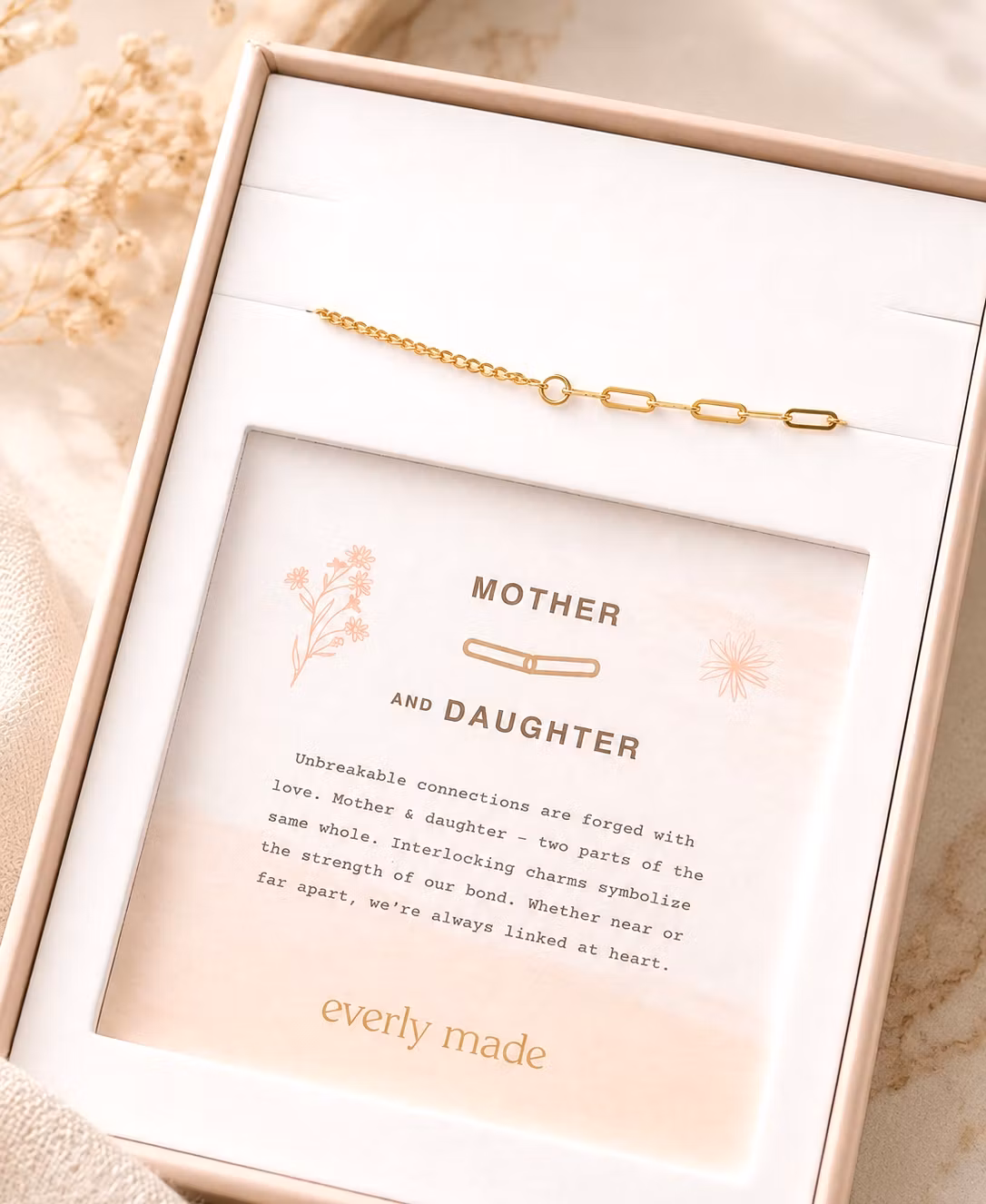 Everly Made - MOTHER & DAUGHTER armbånd i Gull