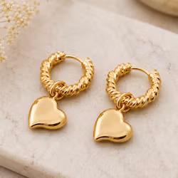 Twistet  Heart Huggies