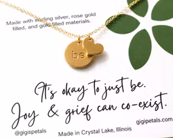 Gigis Petals - "Just Be" Gullkjede