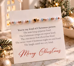 My kind of Christmas person – julesmykkekort med perlearmbånd