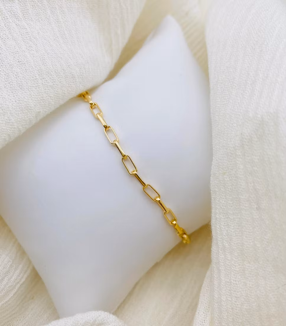 Kono & Co – Oval Paperclip Bracelet