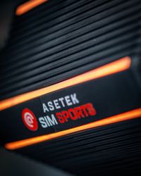 Asetek Invicta™ Direct Drive Wheelbase 27Nm