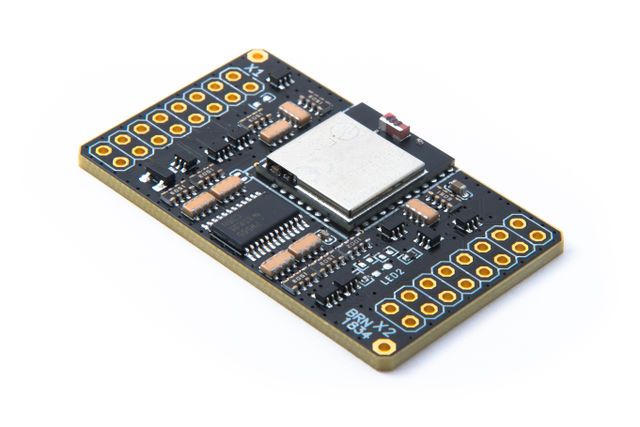 Simucube Wheel BLE module with external antenna connection