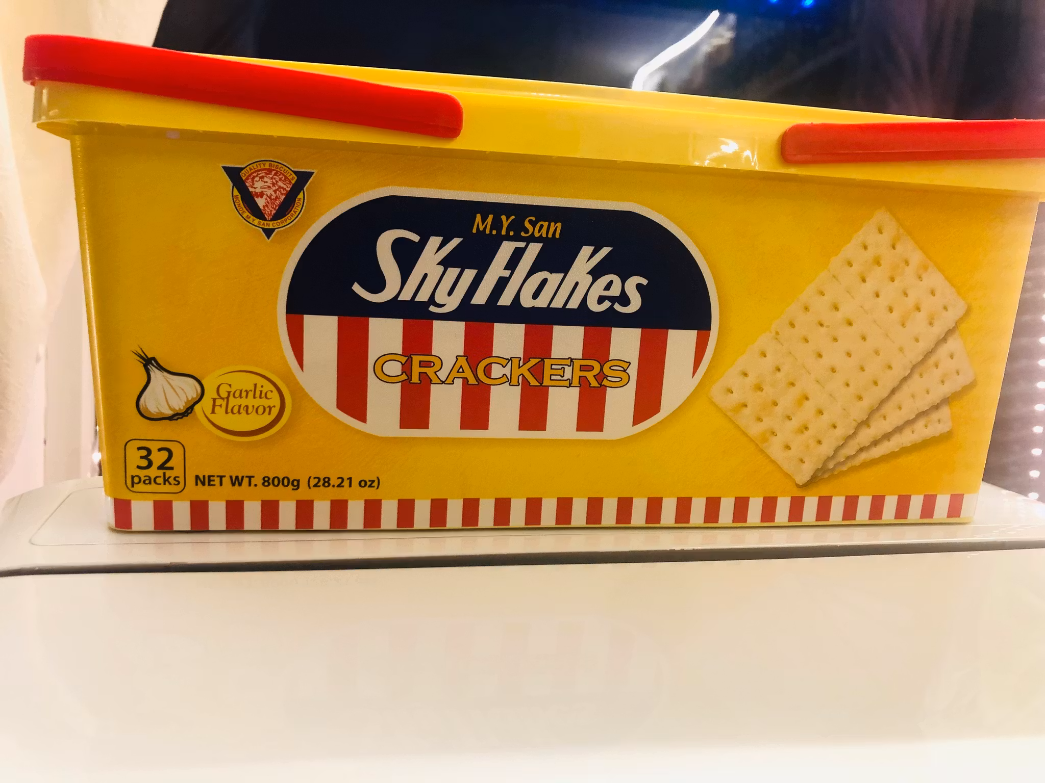 SKY FLAKES CRACKERS GARLIC FLAVOR