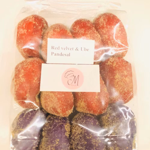 Red velvet & ube pandesal 12 stk