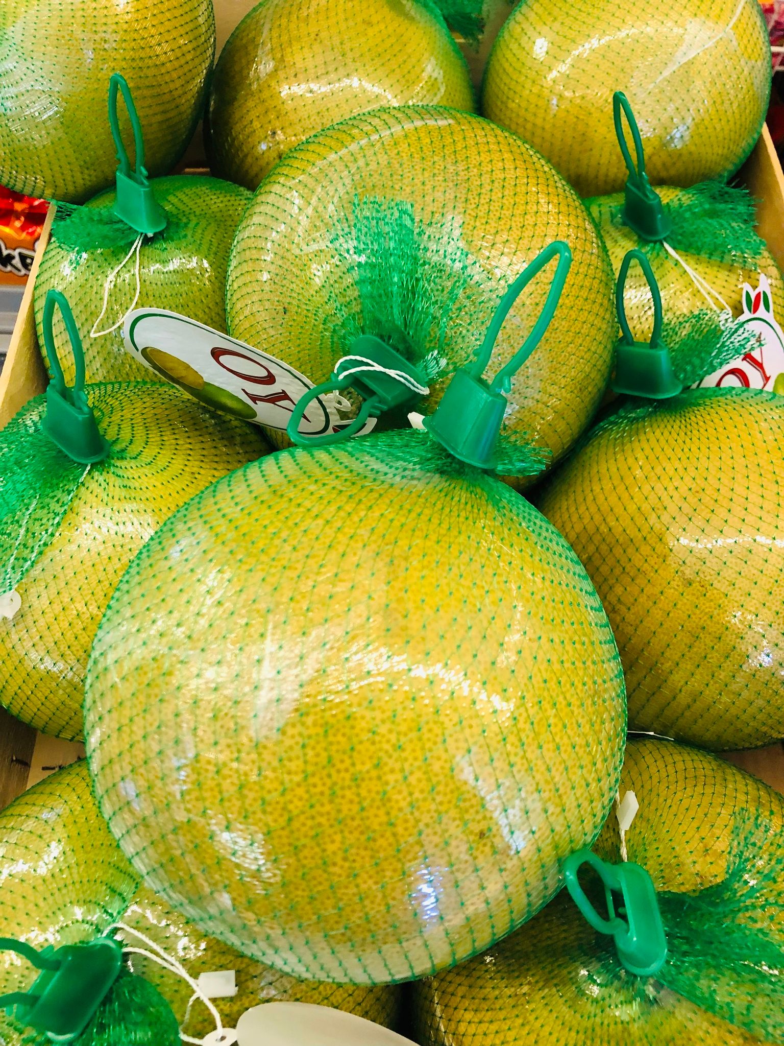 Pomelo,Super juicy and tasty 1.3 kg