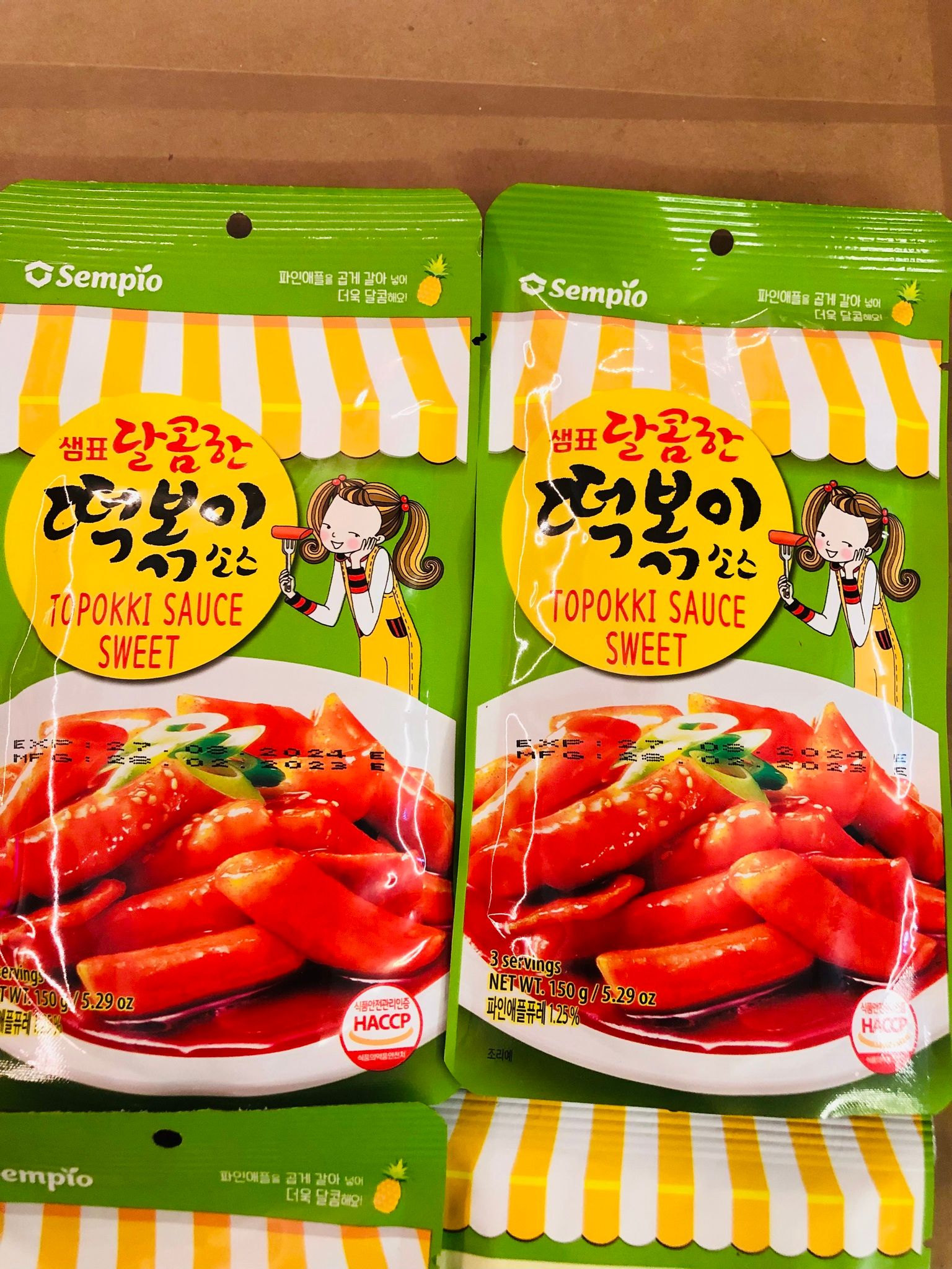 Topokki sauce sweet flavored / Rice cake sauce 125g ( ikke på lager)