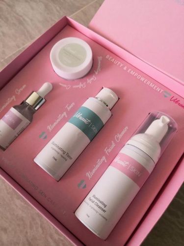 Vibrant illuminating skincare set ( BBD JUNE 2025)