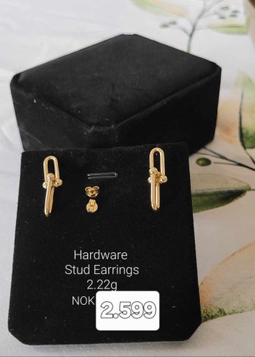 Hardware stud Earings  2.22g