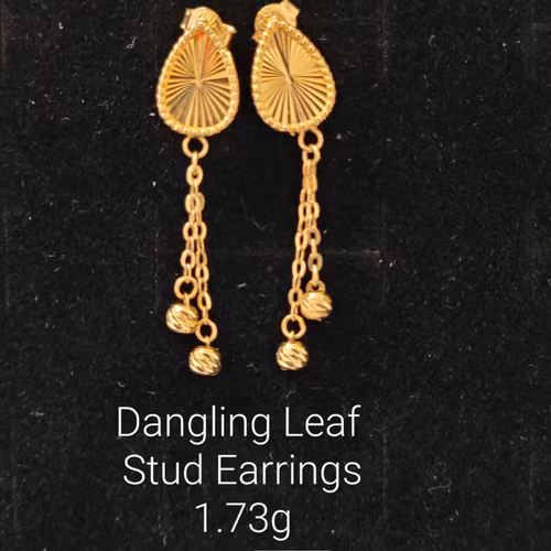 Dubai Dangling Leaf Stud Earings 1.73g
