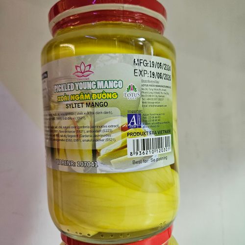 Pickled young mango / Syltet mango  400g