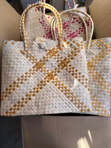 Bayong innfødt veske/ Bayong 239kr  1 stk