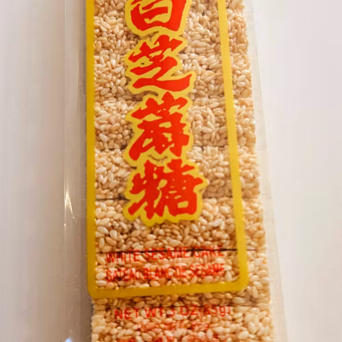 White sesame  cake 85g