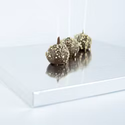 Lyxig tårtbricka 30 x 30 cm silver