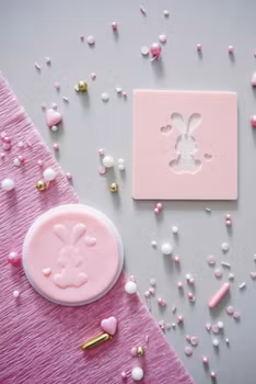 COOKIE EMBOSSER/ Dekorativ stämpel "Kanin och hjärta"