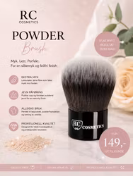 RC Cosmetics Powder Brush