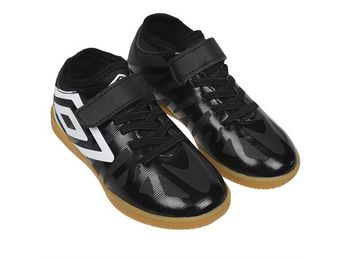 UMBRO Velocita VI 1.0 IC VE J Svart Barnsko med kardborre (Futsal)
