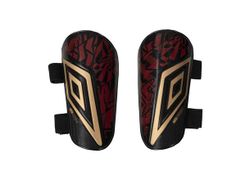 UMBRO Neo Shield Guard W/Straps Svart Benskydd