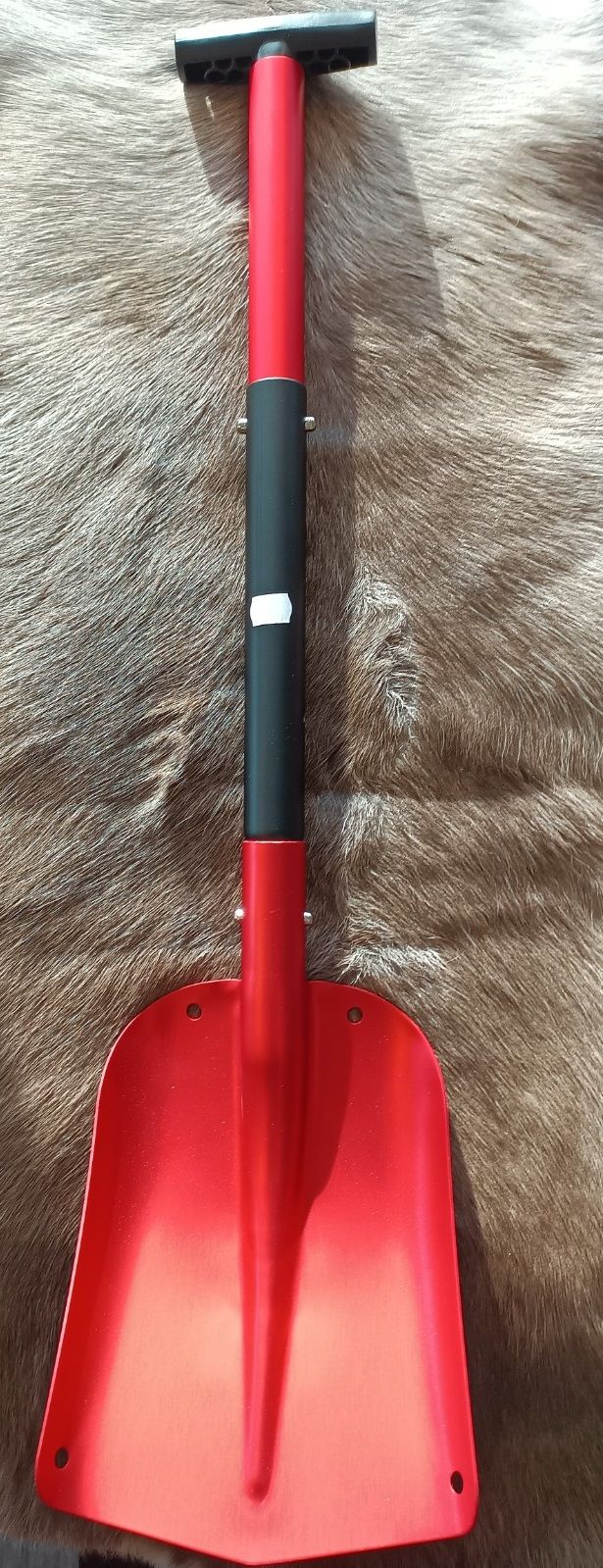 Telescopic shovel