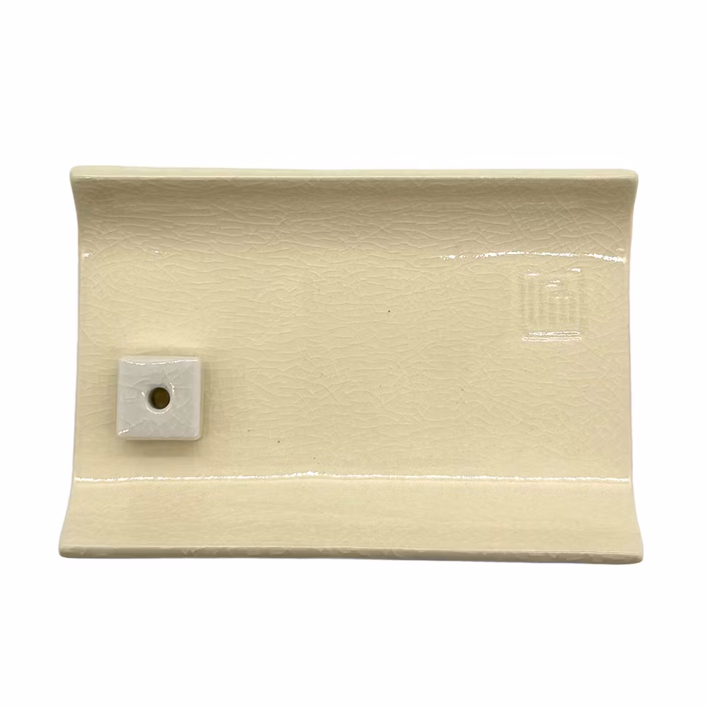 Yukari Ivory White, Japansk rökelsehållare