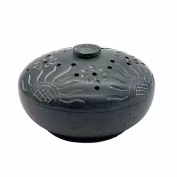 Rund skål med utskuret mönster, Nr 1, Rökelsehållare, Sandsten