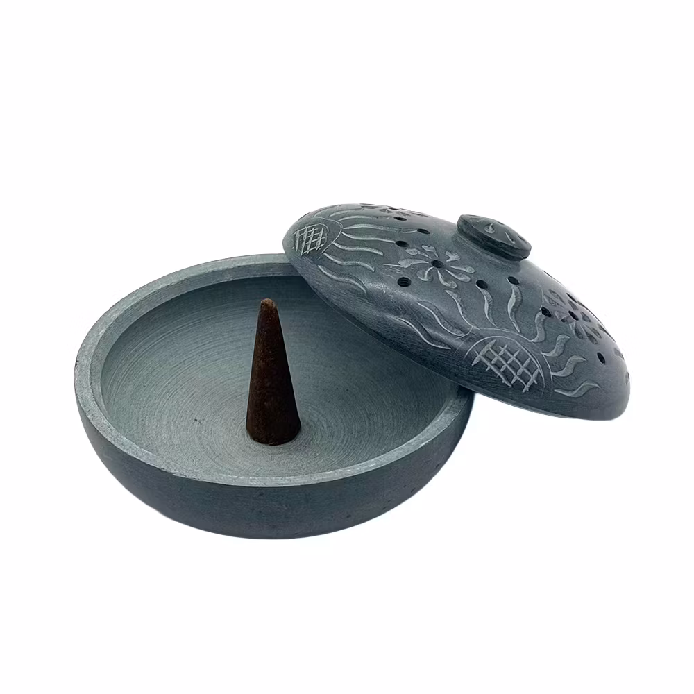 Rund skål med utskuret mönster, Nr 1, Rökelsehållare, Sandsten