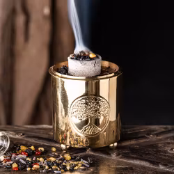 Rökelsebrännare i mässing med Yggdrasil