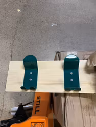 Naulakkolista, 10 koukkua