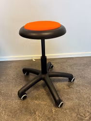 Åkstol Palett höjd42-55 cm
