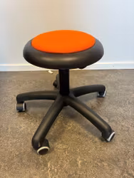 Åkstol Palett höjd42-55 cm