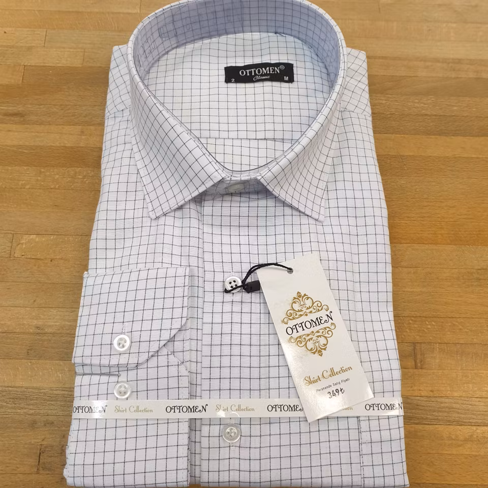 Valkoinen Rruudullinen Paita 2