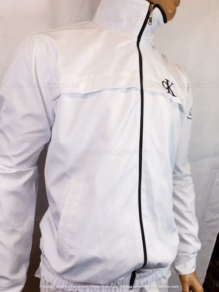CK Takki, Valkoinen